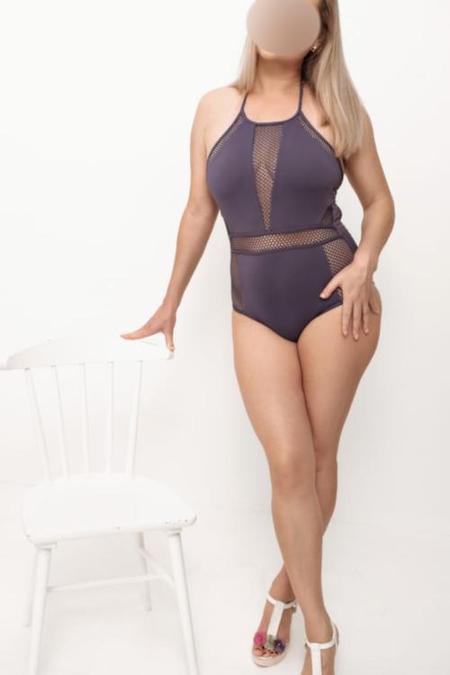 Проститутка Лена, в Питере у метро Звёздная