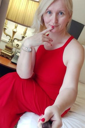 Проститутка Леночка , Москва у метро Китай-город