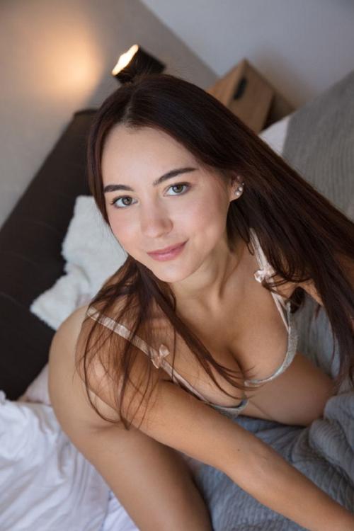 Частные объявления шлюх в Питере | Целуюсь взасос!