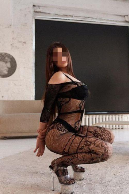 Проститутка Надя, в Питере у метро Улица Дыбенко