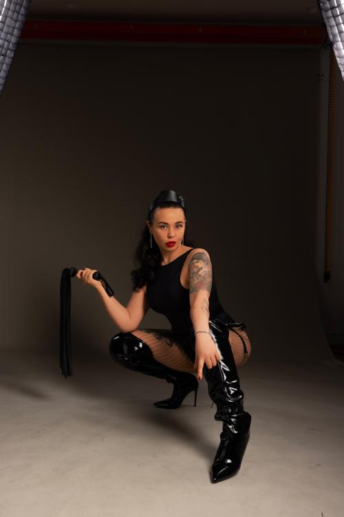 Проститутка Линда, в Питере у метро Улица Дыбенко