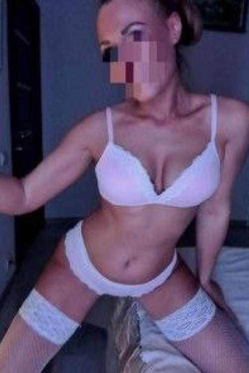 Проститутка Лена, Питера у метро Гражданский проспект