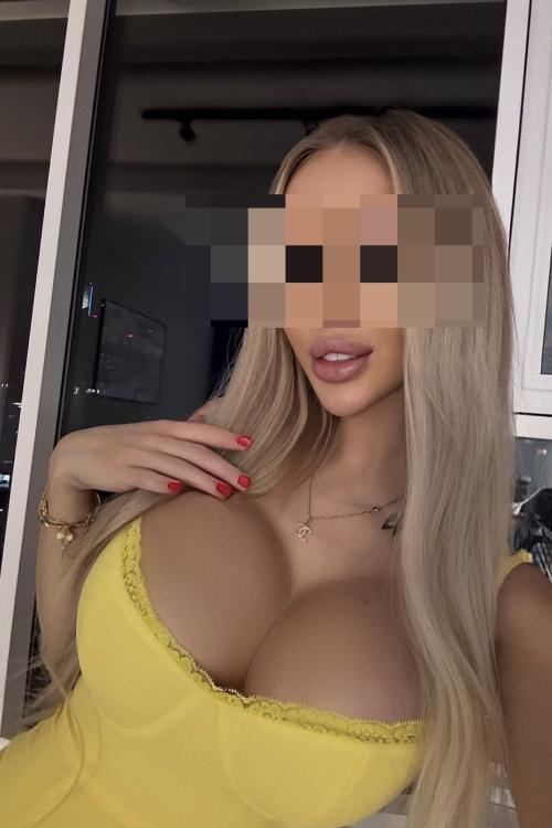 Проститутка Кристина, Питера у метро Московская