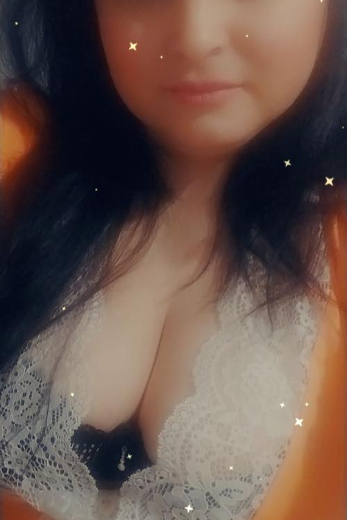 Проститутка Ася, Питера у метро метро Парнас