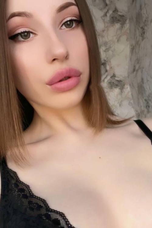 Проститутка Виктория, СПб у метро Площадь Восстания