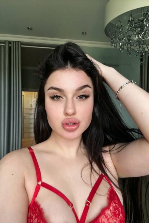 Проститутка Карина, Питера у метро Кировский завод Проститутка Карина, Питера у метро Кировский завод