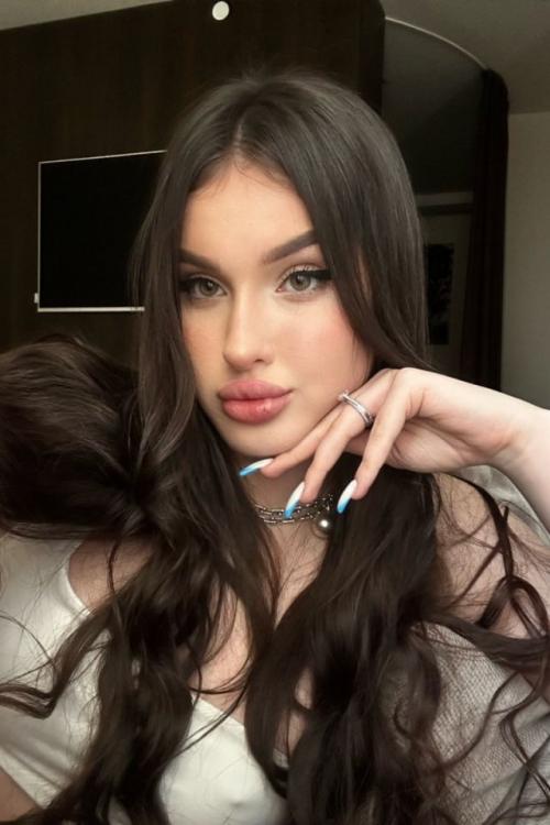 Проститутка Карина, Питера у метро Кировский завод Проститутка Карина, Питера у метро Кировский завод