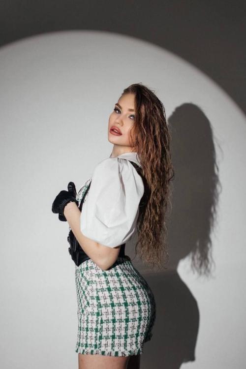 Проститутка Илона, СПб у метро Звенигородская