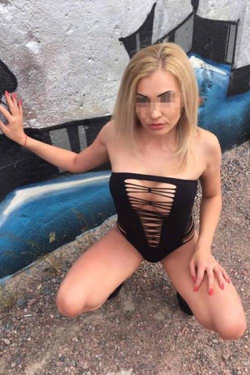 Интим доска Проституток СПб | Очаровательная девушка с нежной улыбкой и Интим доска Проституток СПб | Очаровательная девушка с нежной улыбкой и