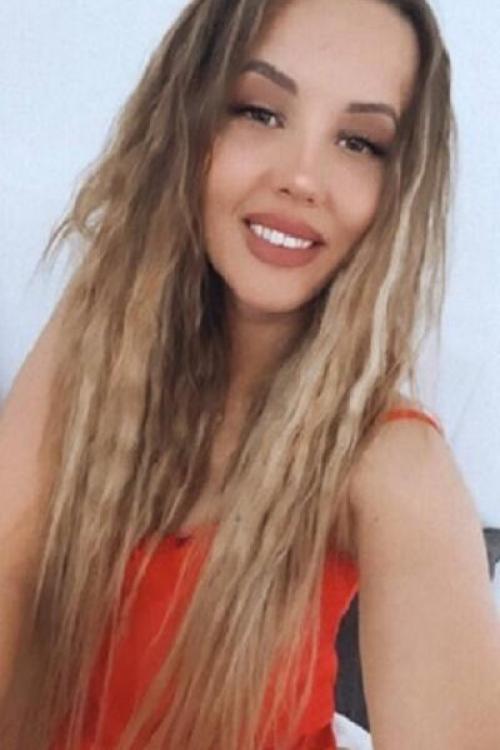 Проститутка Лора, СПб у метро Ладожская