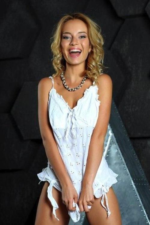 Проститутка Александра, СПб у метро Василеостровская Проститутка Александра, СПб у метро Василеостровская