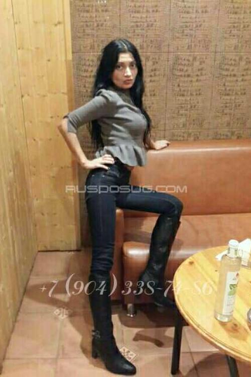 Проститутка Сосу и глотаю, Питера у метро Гражданский проспект