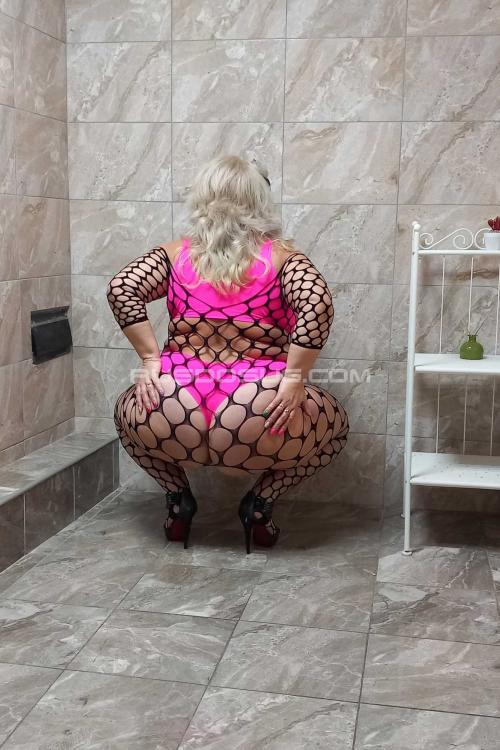 Проститутка Алина пышечка, СПб у метро метро Пионерская