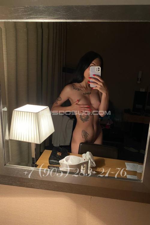 Проститутка Алиса, в Питере у метро Московская