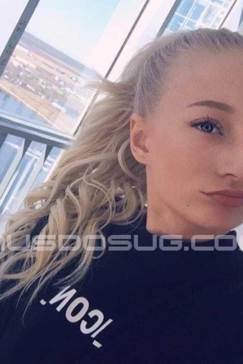 Проститутка Маргарита (сейчас в Питере), в Питере у метро Московская