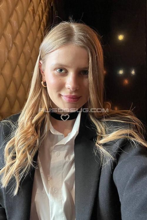 Проститутка Олеся, СПб у метро Владимирская Проститутка Олеся, СПб у метро Владимирская