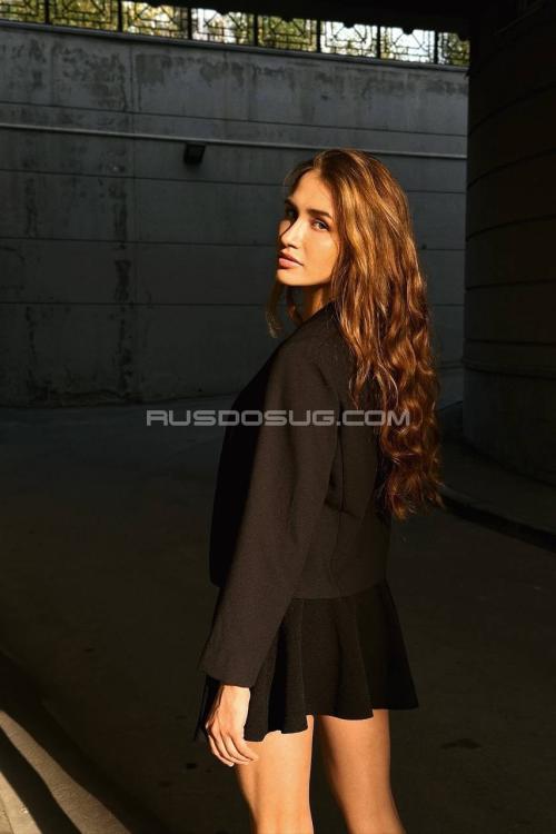 Проститутка Ева, Питера у метро Московская