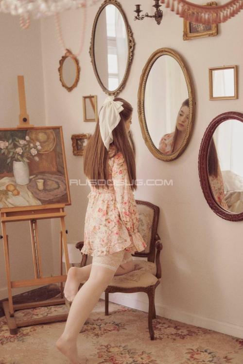 Проститутка Василиса, Питера у метро Лиговский проспект