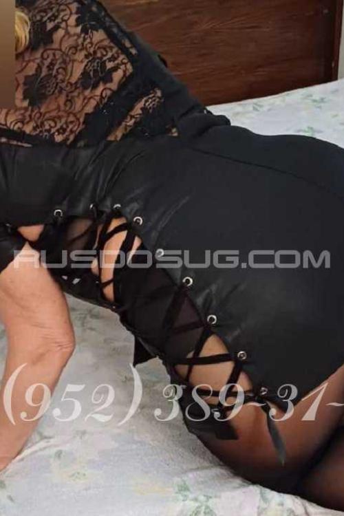 Проститутка Алла Инди Анал Мбр, Питера у метро Комендантский проспект