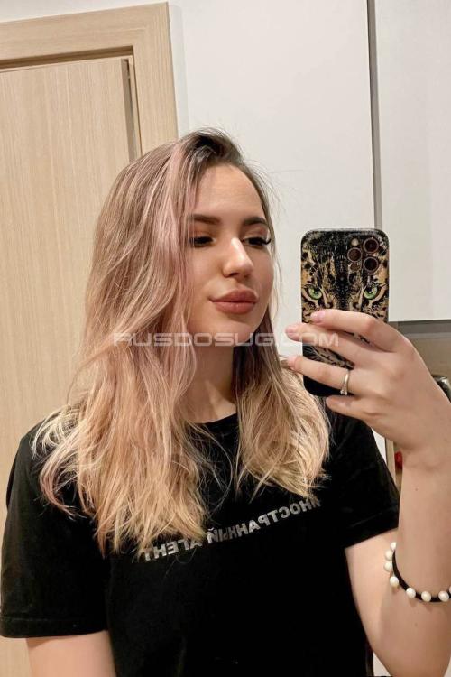 Проститутка Кирочка, СПб у метро Владимирская