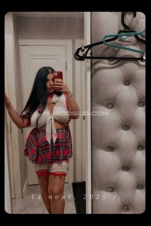 Проститутка Юлечка gfe, в Питере у метро Международная