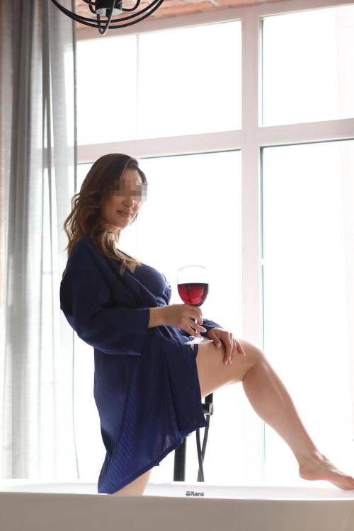 Проститутка Кариночка снова на Беговой, СПб у метро Беговая Проститутка Кариночка снова на Беговой, СПб у метро Беговая