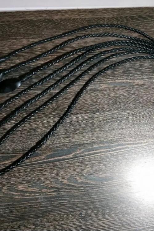 Интим досуг частные объявления в Питере | Госпожа ищет послушную сучку!!!