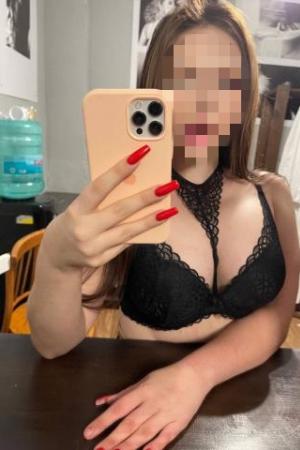 Проститутка Люси, в Питере у метро Лесная