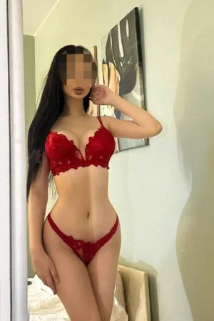 Проститутка Рита Новенькая, в Питере у метро Пионерская