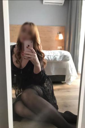 Проститутка Ева Инди, в Питере у метро Ладожская